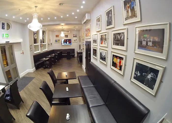 Penny LaneAirport Hotel